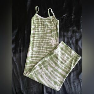 Forever 21 maxi dress green and white